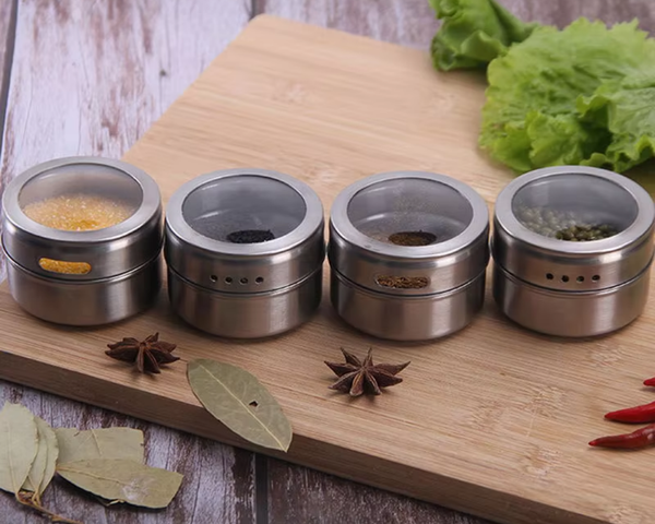 MagnoSpice™ - Magnetische Gewürzdosen-Set für Ihre Küche