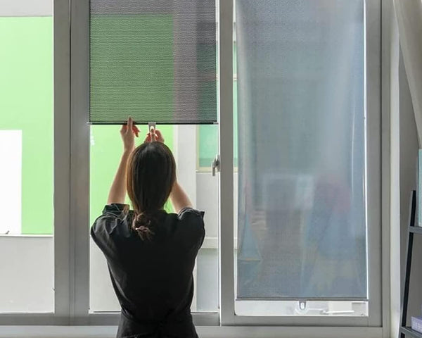 GuardSun™ – Effizientes Sonnenschutzrollo für Auto und Fenster – Maximale Kühlung & UV-Schutz