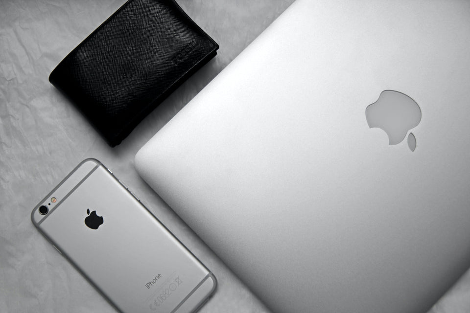 GADGETS & MUST-HAVES