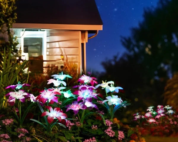 SolarBlossom – Magisches Gartenlicht mit Blütendesign