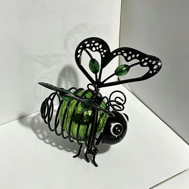 LumiBee™ Solar-Gartenleuchte | Warmes Licht & charmante Abendstimmung