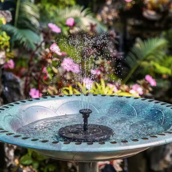 FloraFontana™ – Der Solarbrunnen für lebendige Gärten.