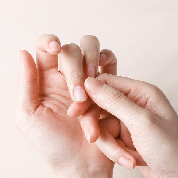 NagelElixier™ Revitalisierende Nagelbehandlung