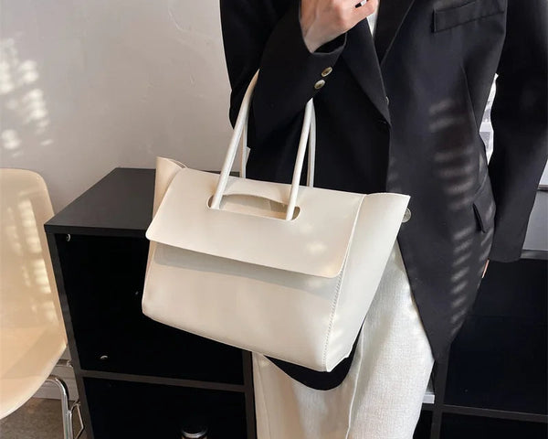 Chanela™ - Trage Eleganz und Raum, wohin du gehst