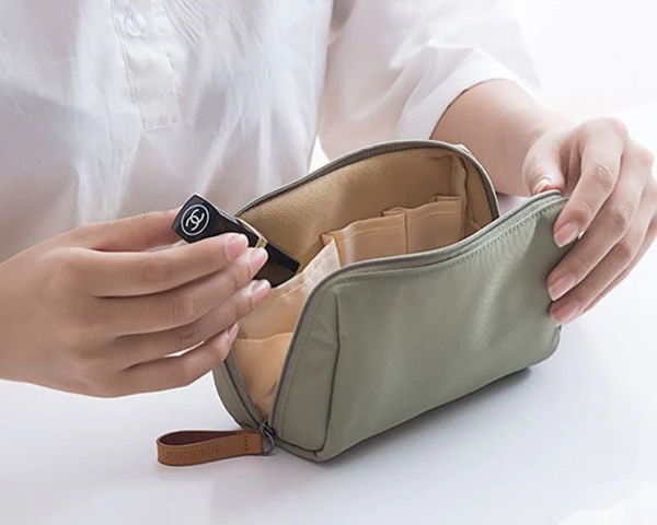 Cosmetica® - Einfarbige Kosmetiktasche mit Doppelreißverschluss