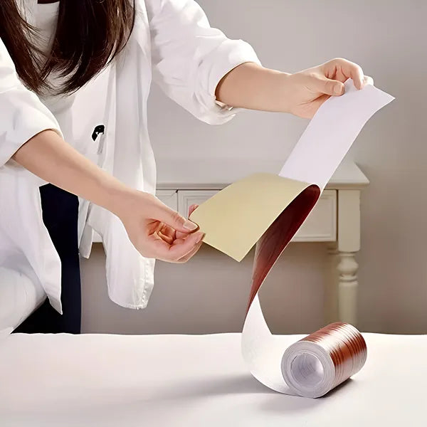 EasyWrap™ - Selbstklebende Sockelleisten für Wände – Einfach zu Befestigen & Modernisieren