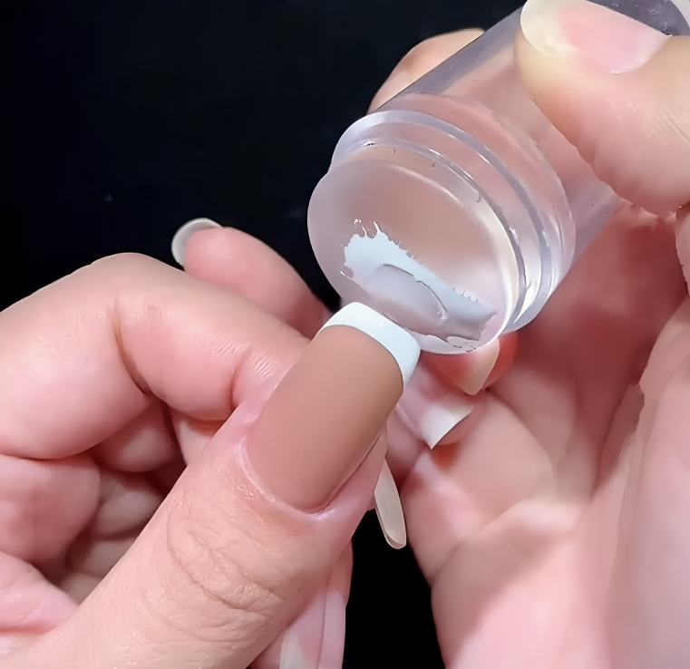 1+1 GRATIS | NailPerfection - Makellose French Tips in Sekunden!