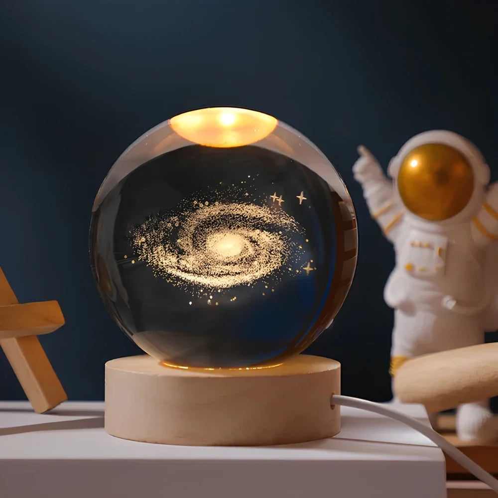 LumiOrbit™ Kristallkugel mit 3D-Licht | Magische Weltraum-Atmosphäre & Stimmungsvolle Beleuchtung