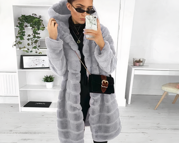 Suzan® | Winterjacke mit langer Kapuze und Kunstpelz für Frauen