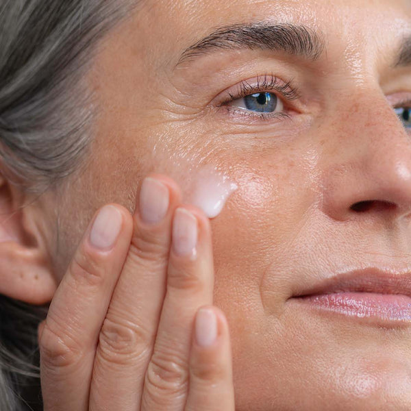 50% Rabatt | JACKS Milky Toner™ | Tiefe Feuchtigkeit, glattere Haut & weniger Rötungen – spürbar ab der ersten Anwendung!