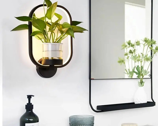GlowPlant – Wandlicht mit Stil & integriertem Pflanzgefäß
