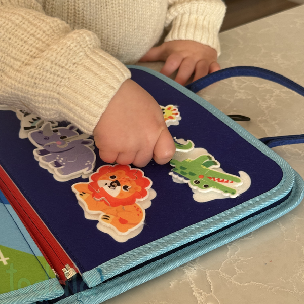Lernova™ Montessori Busy Board | Spielerisch lernen & wichtige Fähigkeiten entdecken