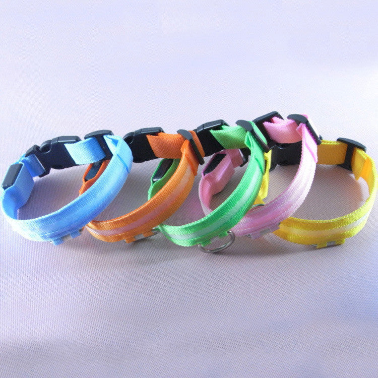 LED-Aufladbare Hundehalskette – Sicherheit und Stil für Ihren Hund