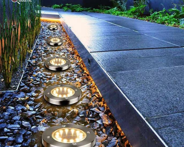 1+1 GRATIS | GroundLumina - Wasserdichte LED-Untergrundlampen für den Außenbereich [Letzter Tag Rabatt]
