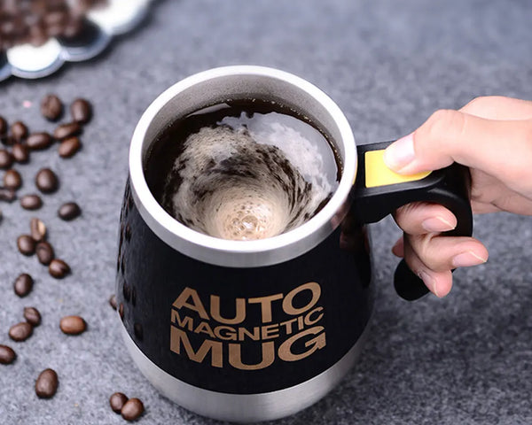 AutoStir - Selbst mischender Becher
