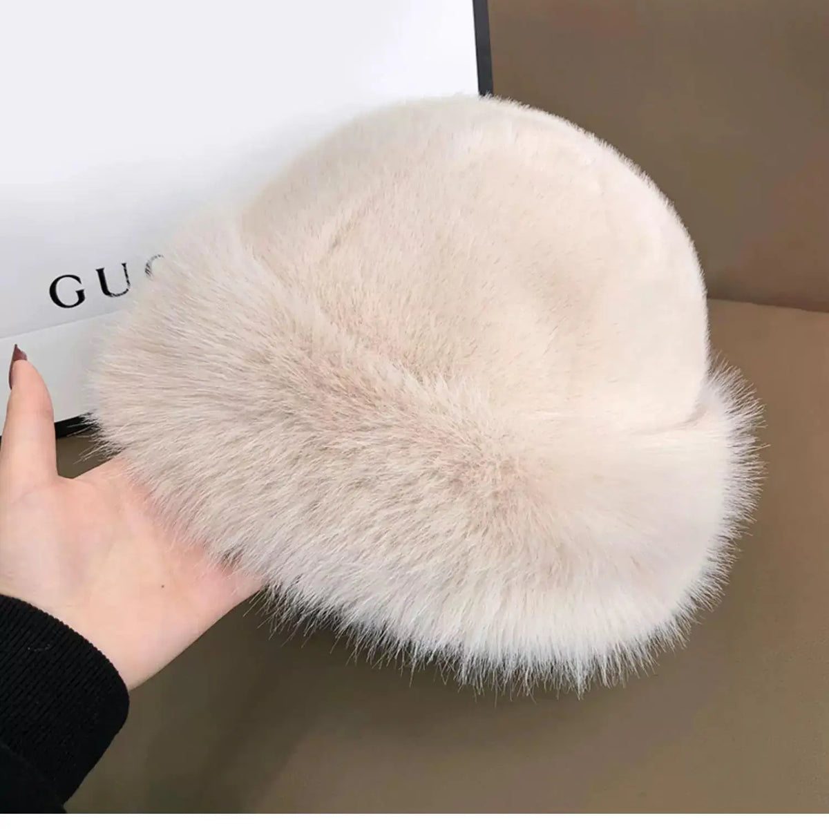 FellZauber™ Elegante Wintermütze aus Kunstfell