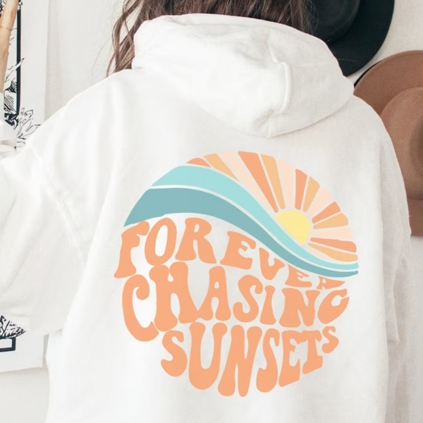 Kyra | Bequemes Kapuzenpulli "Forever chasing sunsets"