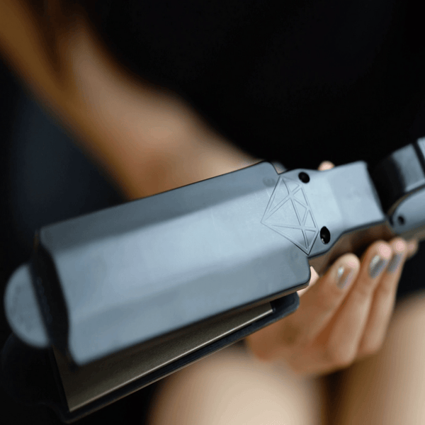 SilkSmooth™ Erreiche glänzendes, glattes Haar mit diesem hochwertigen Tourmalin-Styler
