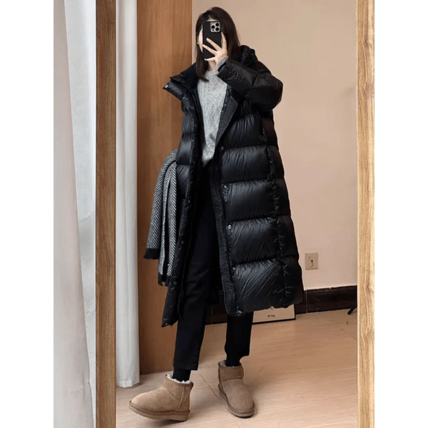Phoebe™ Lange Daunenjacke – Ihr modischer Begleiter für Herbst und Winter