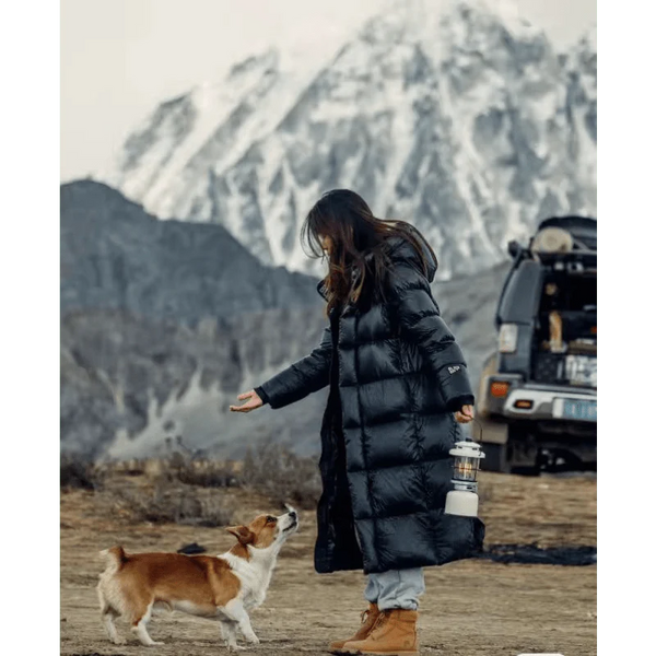 Phoebe™ Lange Daunenjacke – Ihr modischer Begleiter für Herbst und Winter