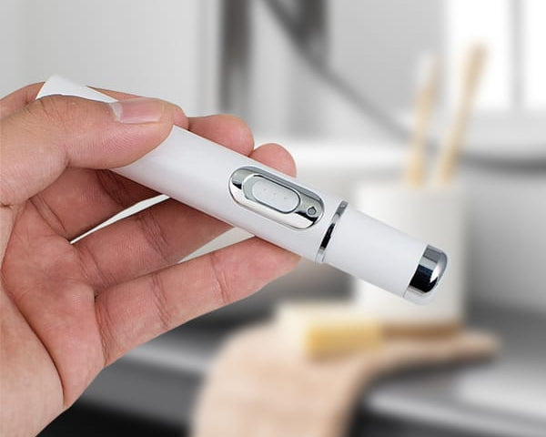 Laser Therapy™ | Keine Pickel und Akne mehr!