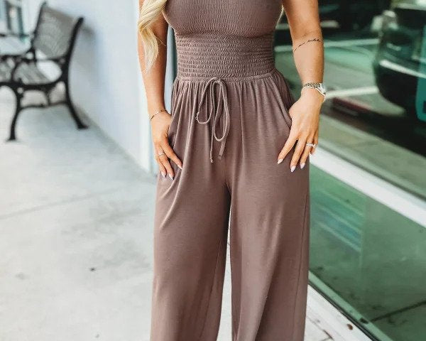 Olivia™ | Schulterfreier Overall Mit Rüschen