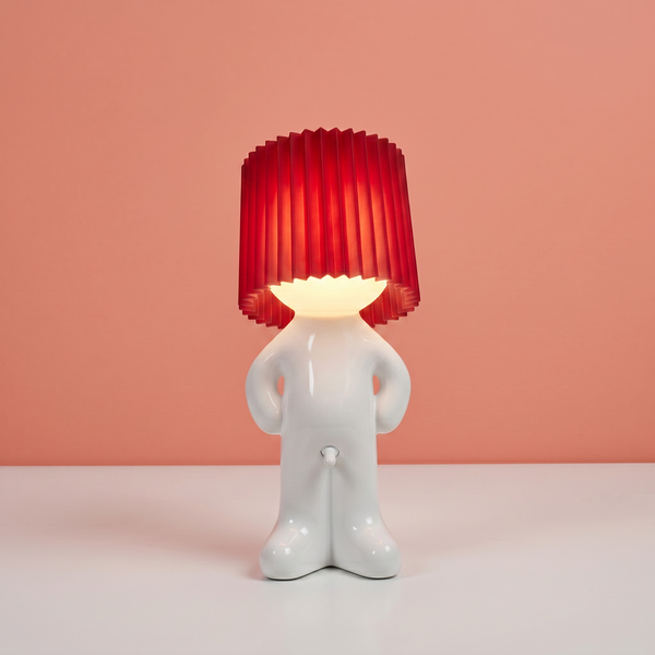 Verschönern Sie Ihr Zuhause mit dem verspielten Charme von Lampen-Larry!