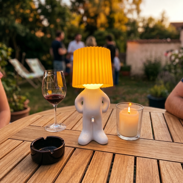 Verschönern Sie Ihr Zuhause mit dem verspielten Charme von Lampen-Larry!