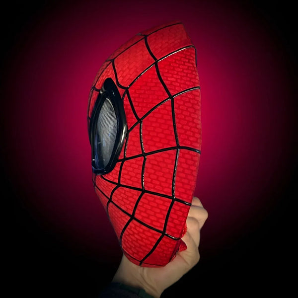 WebVanta™ Spider-Man Maske mit beweglichen Augen | LED-Licht & Realistischer Cosplay-Look