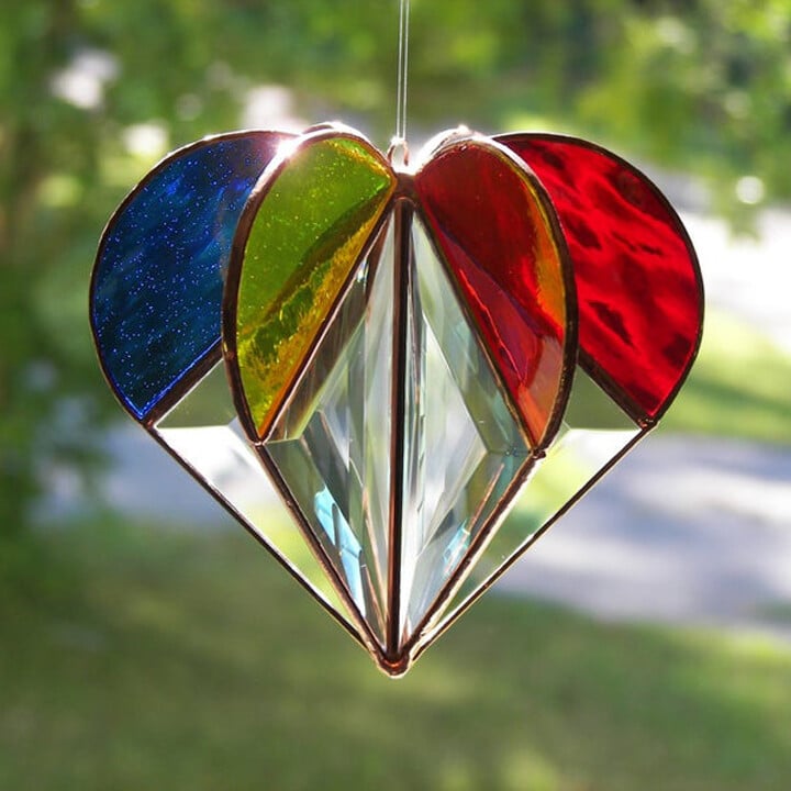 SunLyria – Ein Herz voller Licht und Farbe