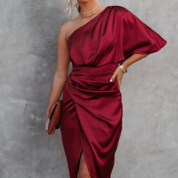 Naomi™ | Schlankes sexy tailliertes Kleid
