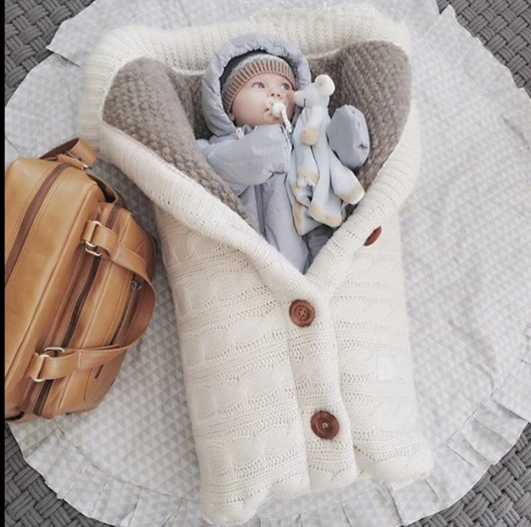 LittleSleep™ - Wärmender, gestrickter Winterschlafsack für Babys