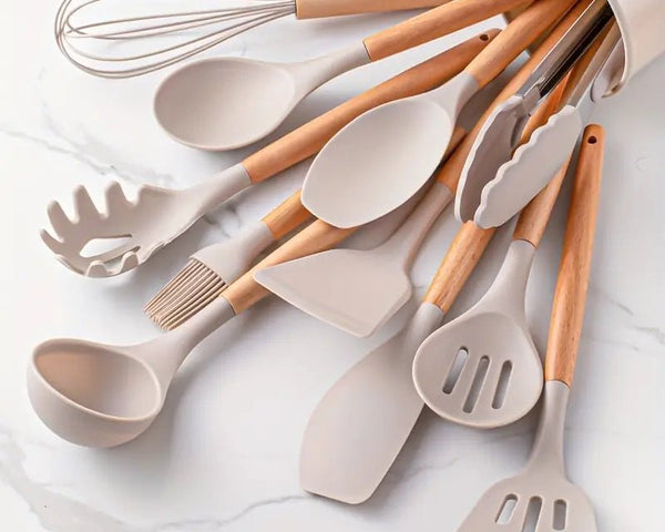 SilicCook™ - 12-teiliges hitzebeständiges Silikon-Küchenhelfer-Set