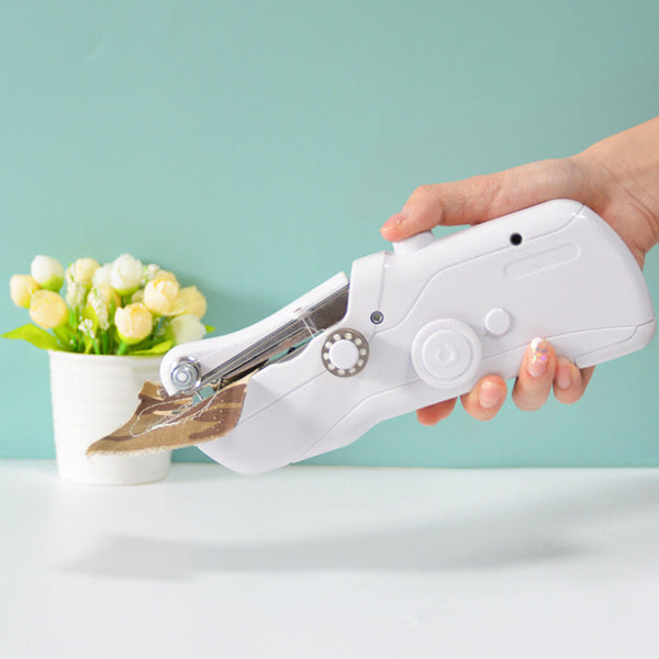 StitchGo™ | Tragbare Mini-Elektro-Nähmaschine mit Zubehörset & 3 Geschwindigkeiten