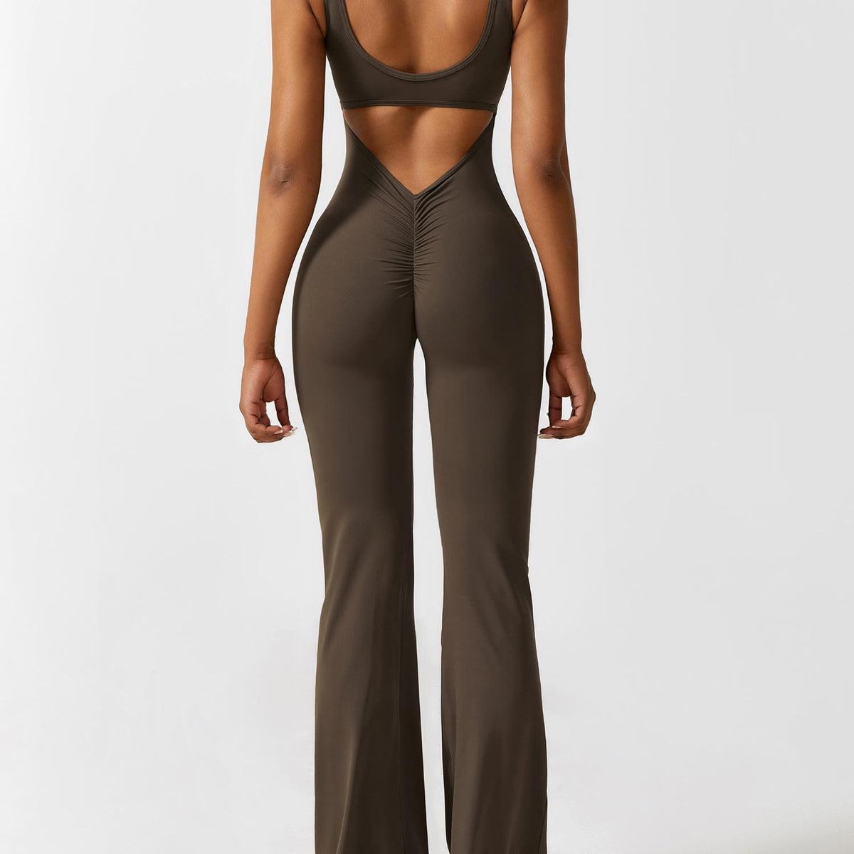 Paola™ Ausgestellter Jumpsuit mit V-Rücken